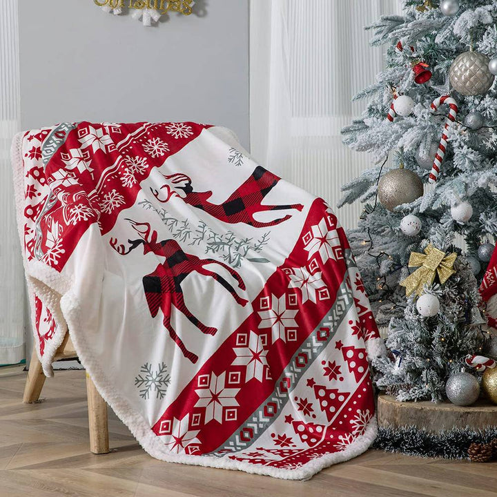 Christmas Flannel Fleece Throw Blanket - Reindeer Red White