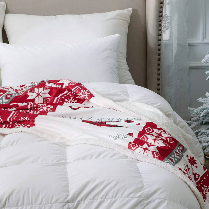 Christmas Flannel Fleece Throw Blanket - Reindeer Red White